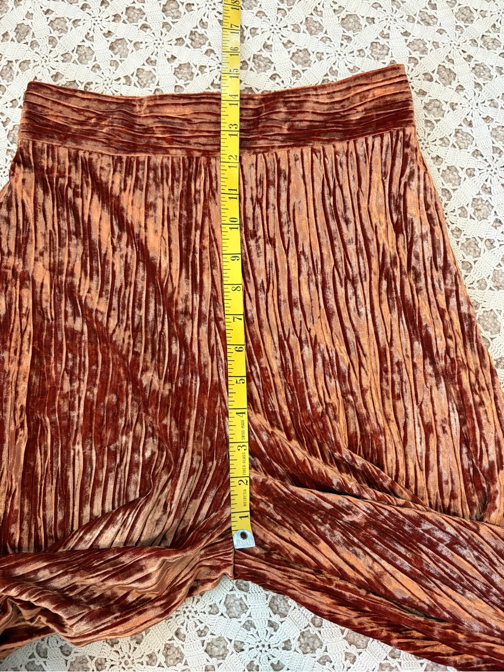 House of CB Maelys Rust Crushed Velvet Wide Leg Trousers Size Small NWT - Picture 9 of 11
